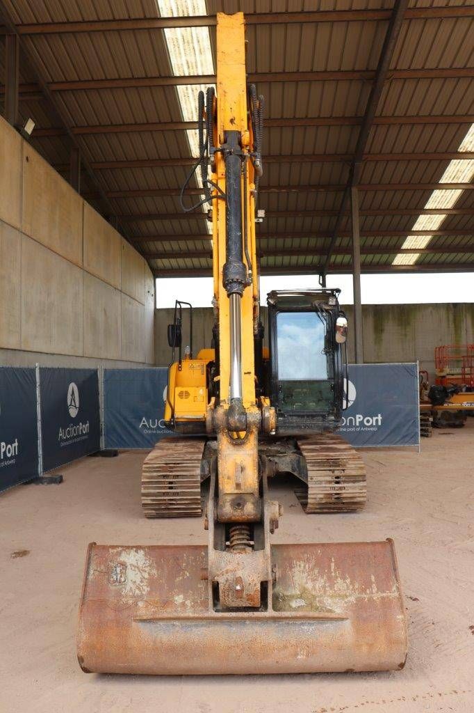 Rupsgraafmachine JCB JS131LC Diesel 74.9pk 2016