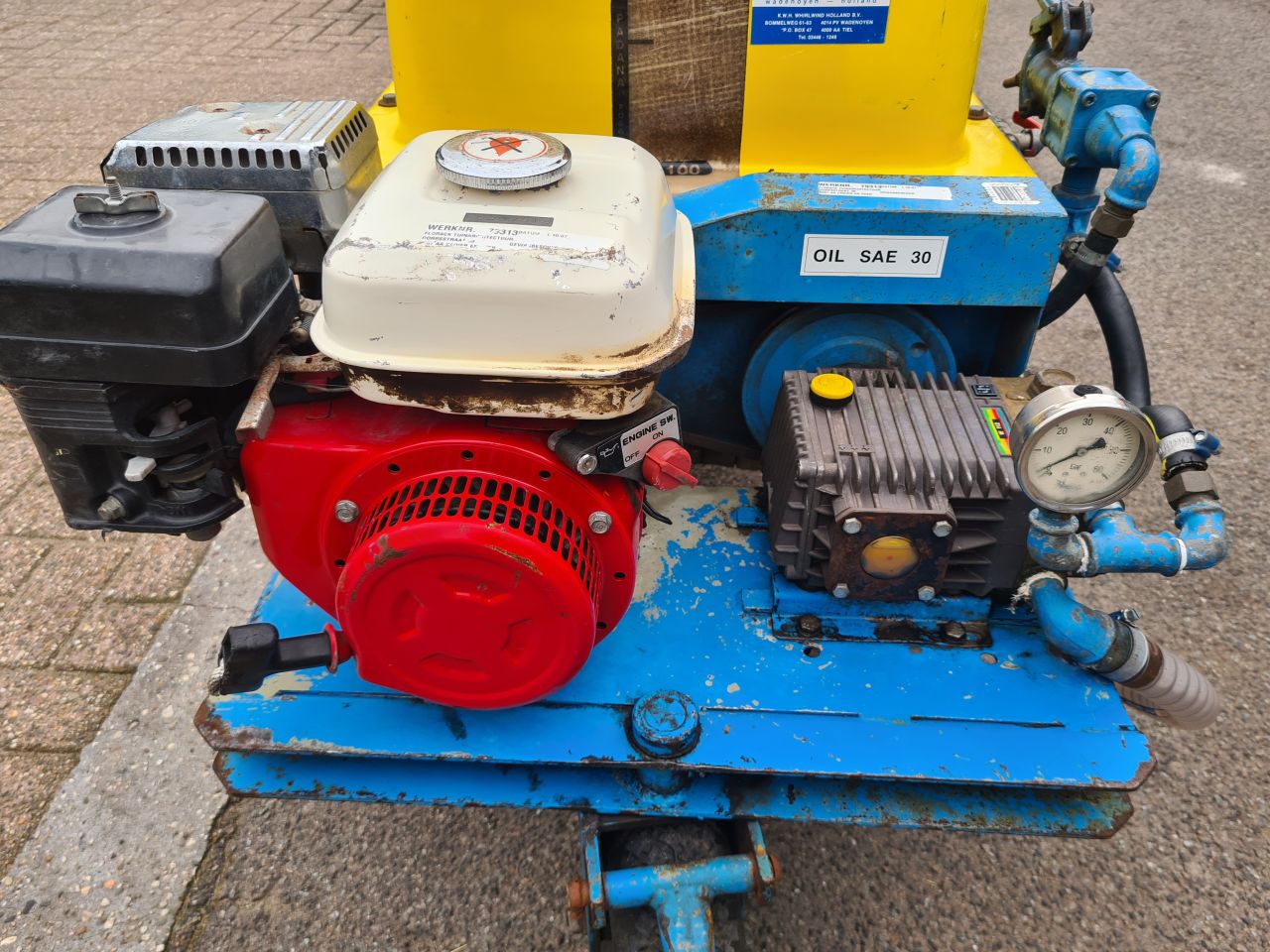 KWH onkruidspuit vergifspuit met honda motor.