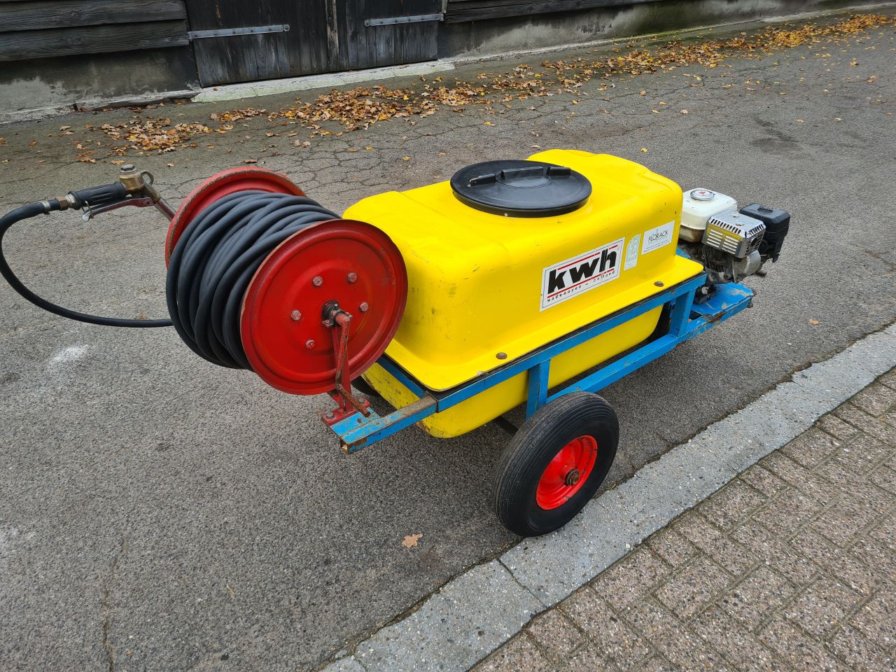KWH onkruidspuit vergifspuit met honda motor.