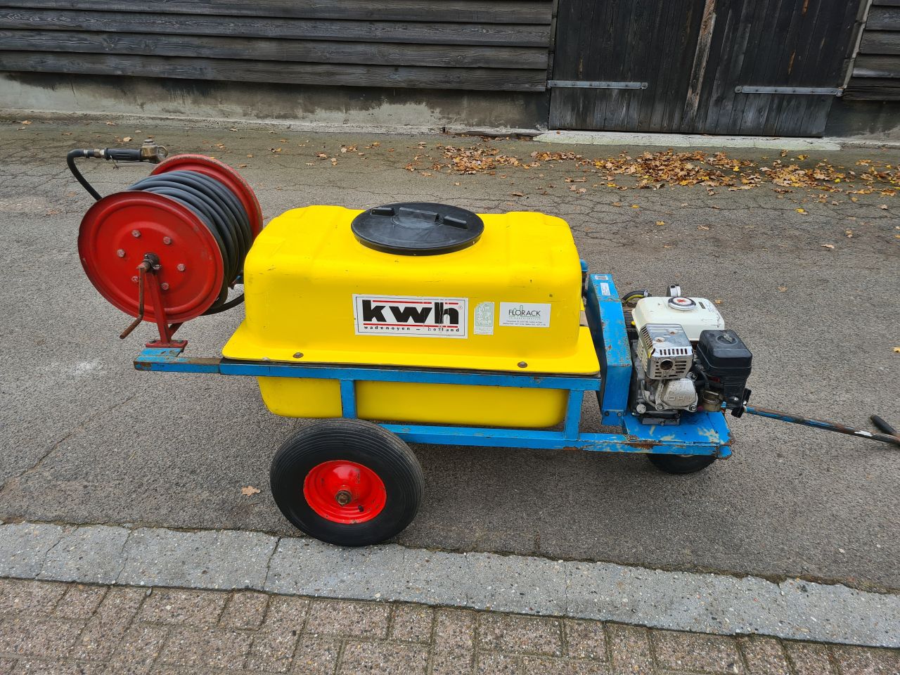 KWH onkruidspuit vergifspuit met honda motor.