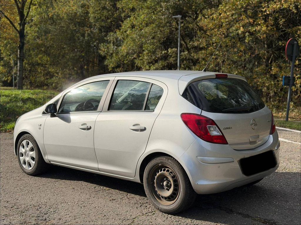Opel Corsa 1.3 CDTI Diesel 2011 (Margin)