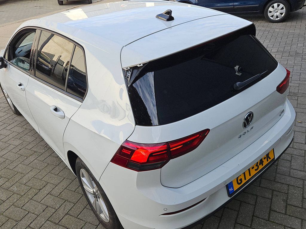 Volkswagen Golf 8 eTSI Benzin 2023