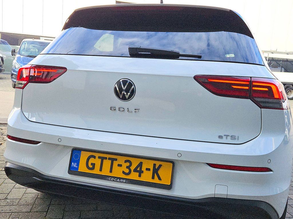 Volkswagen Golf 8 eTSI Benzin 2023