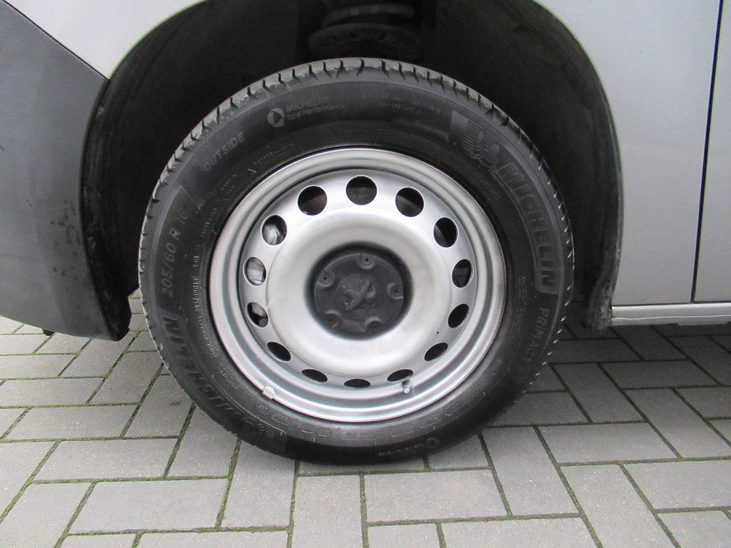 Peugeot Partner 1.5 BlueHDi Automatic Diesel 2023