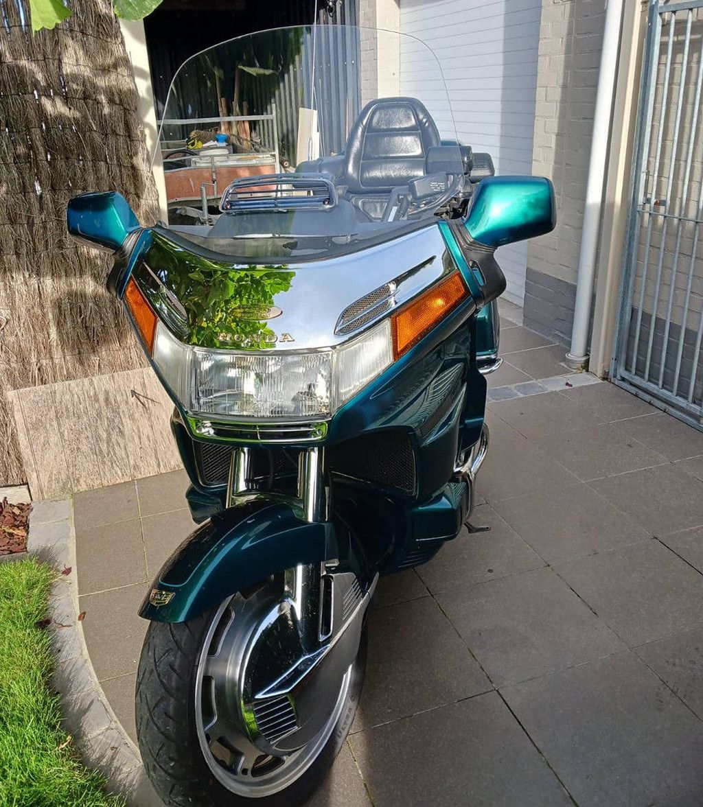Honda Goldwing 20th Anniversary Edition (Margin)