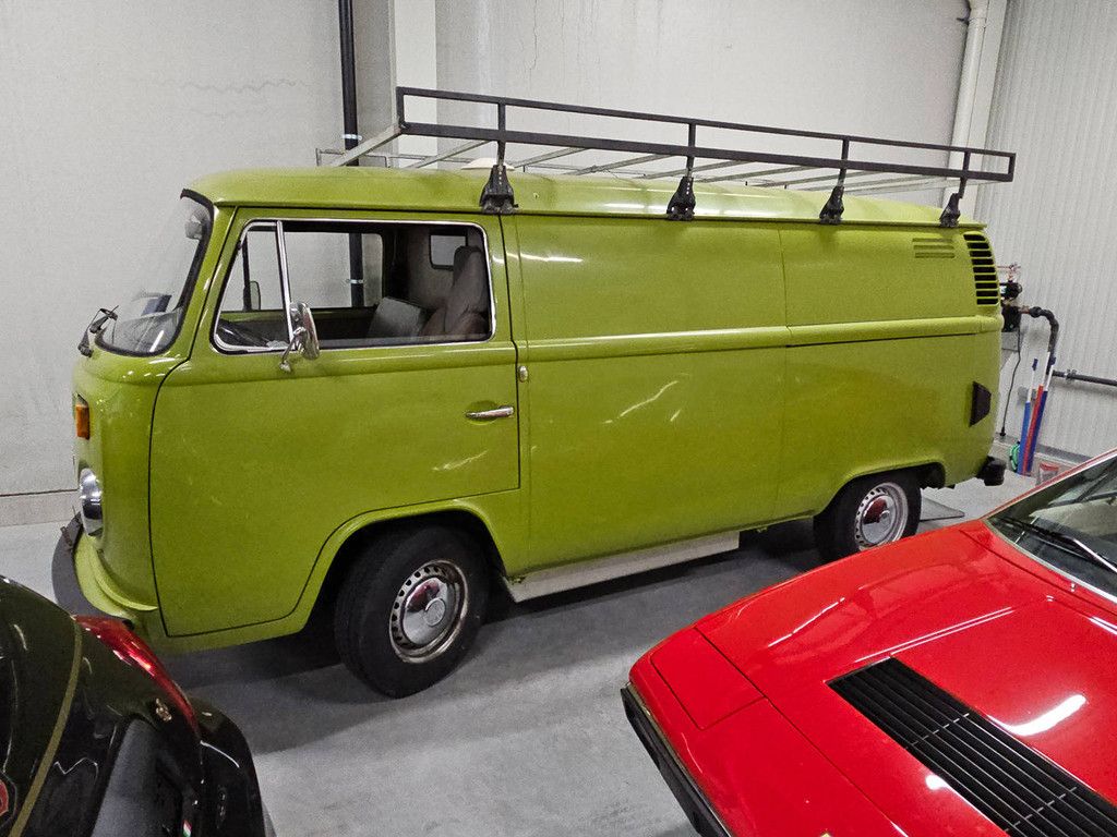 Volkswagen T2 _ 1.6 (Margin)