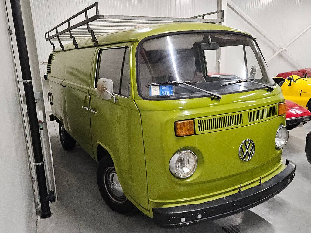 Volkswagen T2 _ 1.6 (Margin)