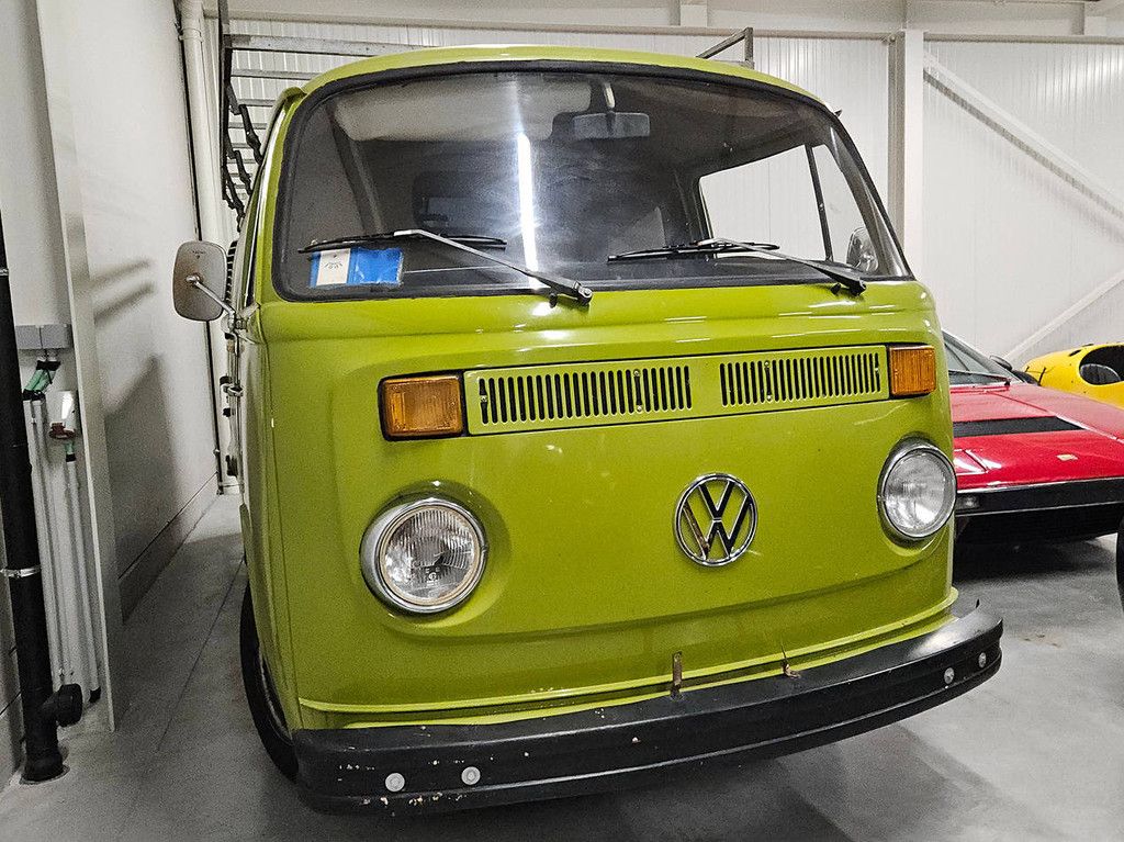 Volkswagen T2 _ 1.6 (Margin)
