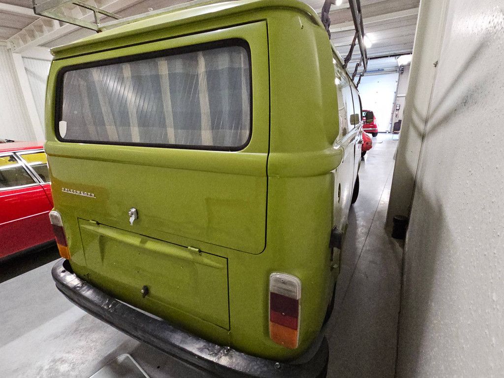 Volkswagen T2 _ 1.6 (Margin)