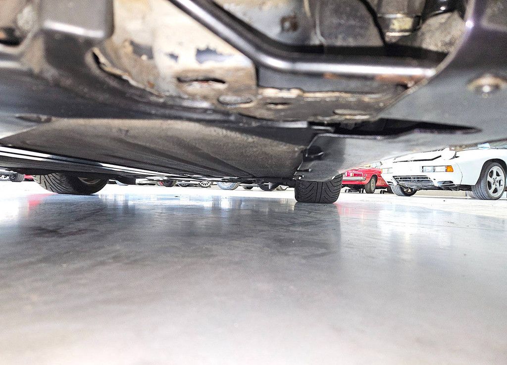 Porsche 911 (964) Carrera 4 Coupé '30 Jahre' (Marge)