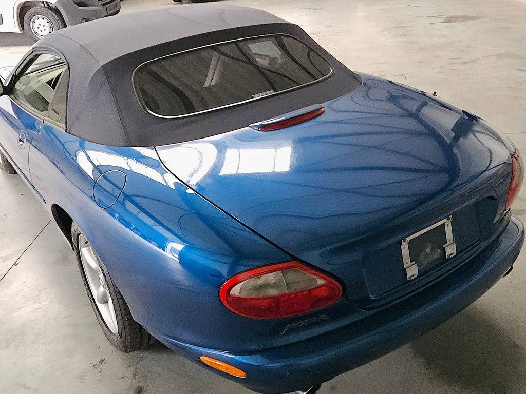 Jaguar XK8 Convertible