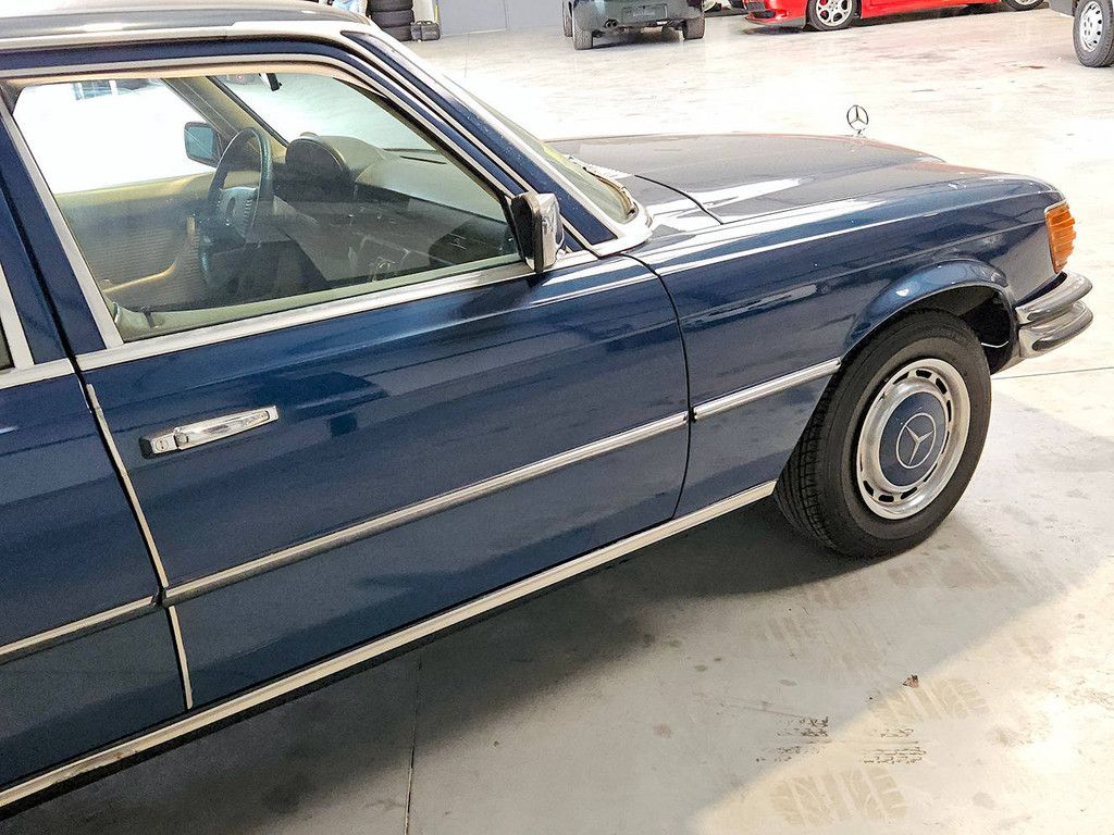 Mercedes-Benz 280 SE Automatic