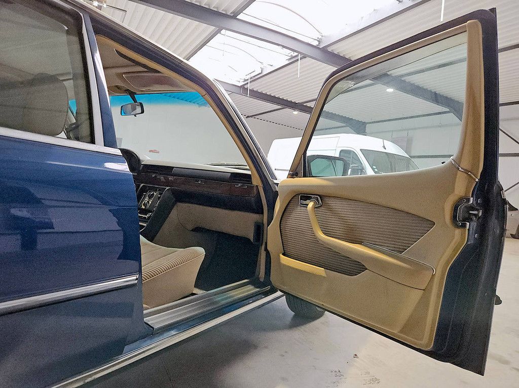 Mercedes-Benz 280 SE Automatic