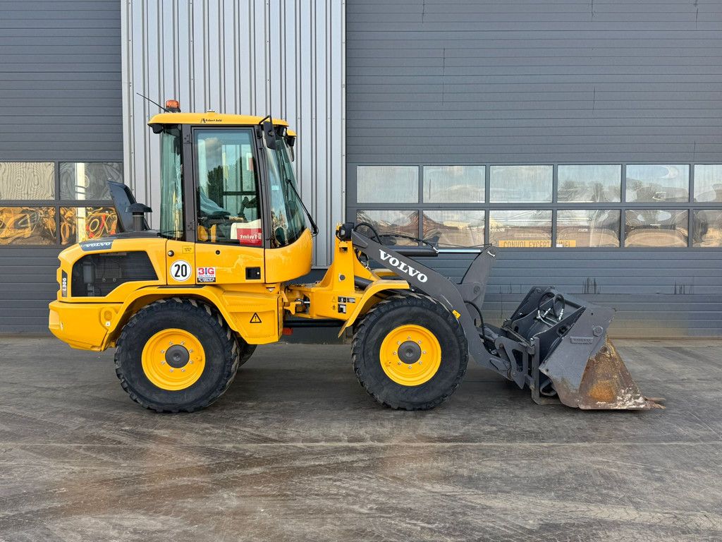 Volvo L30G
