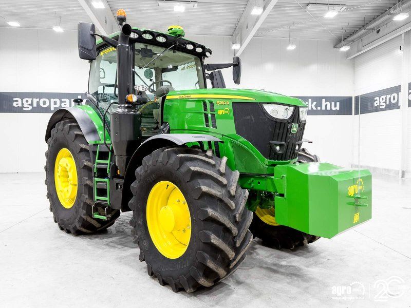 John Deere 6250R