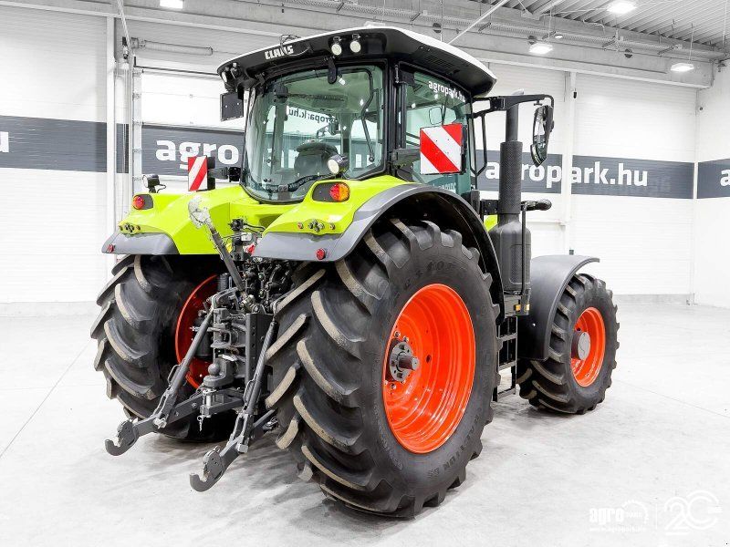 Claas ARION 660