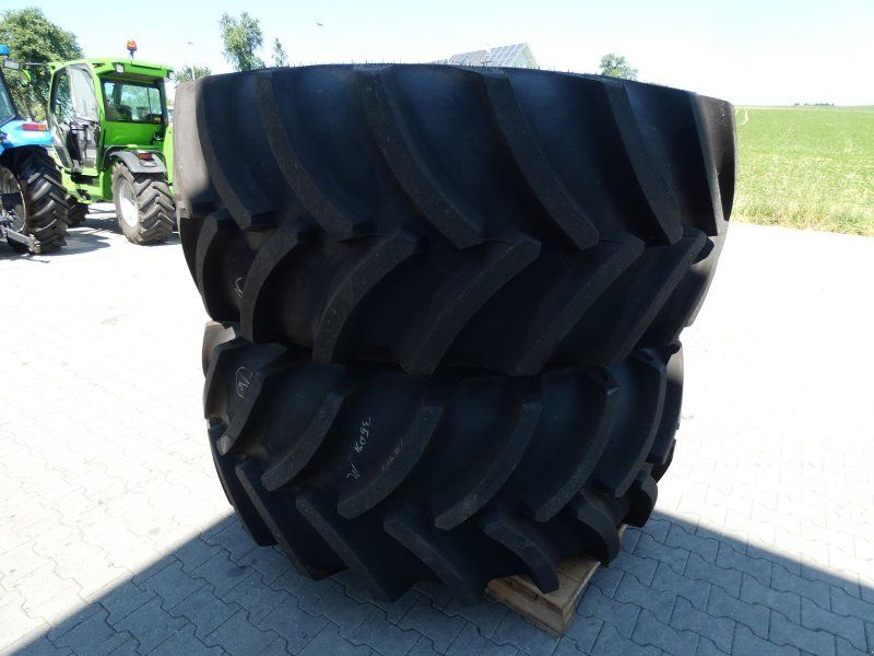 Goodyear 800/70R38+620/70R26