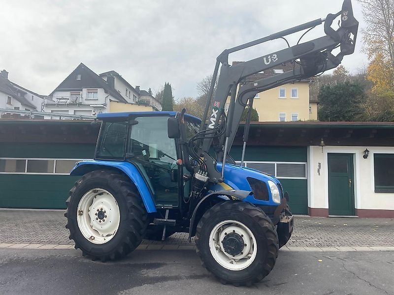 New Holland T 5050 Allrad Frontlader Klima TÜV neu