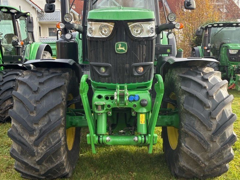 John Deere 6175M Command Quad