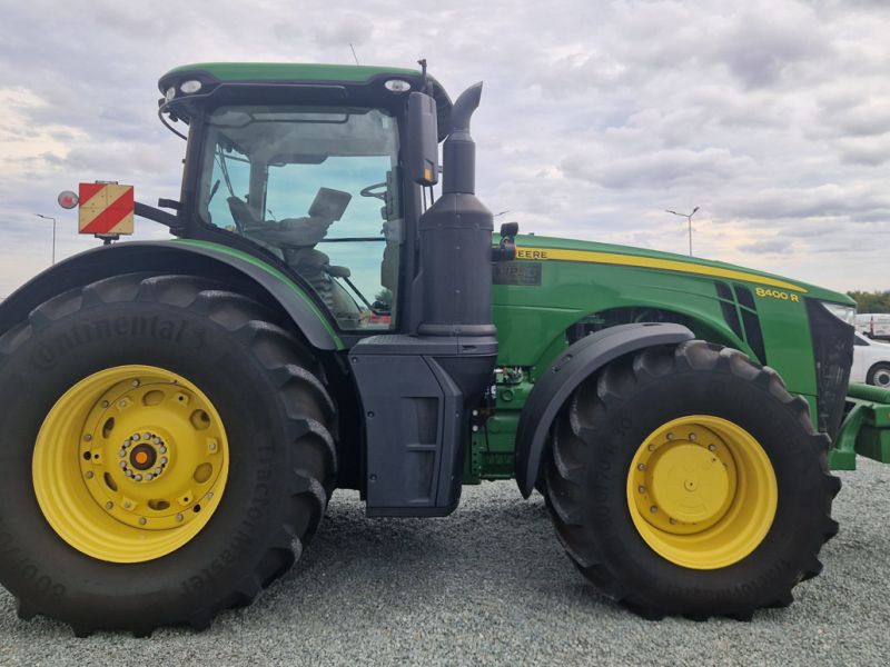 John Deere 8400 R