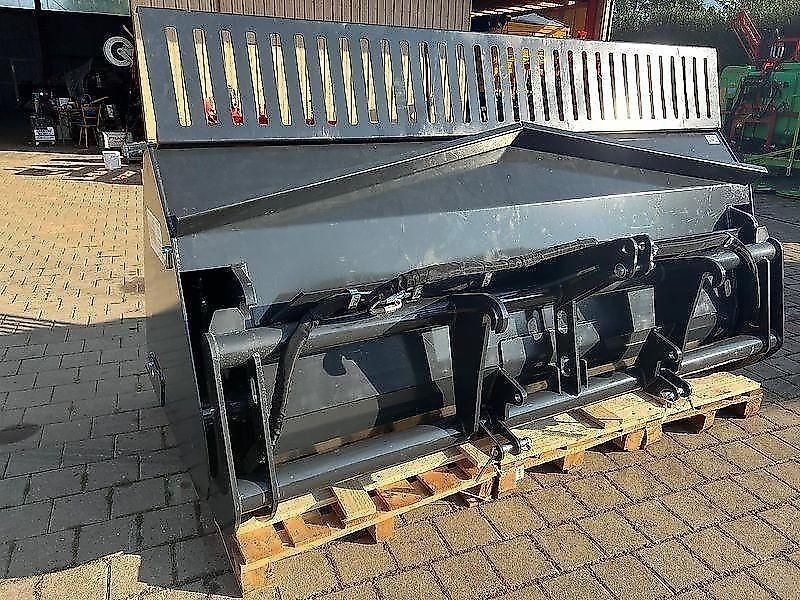 ÜBERLADER / SCHIEBESCHAUFEL