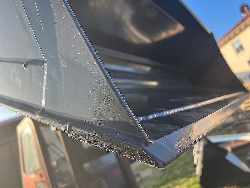 ÜBERLADER / SCHIEBESCHAUFEL