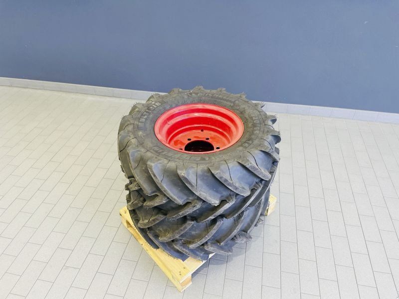 Fendt 320/65R16 107D  MI     20   6