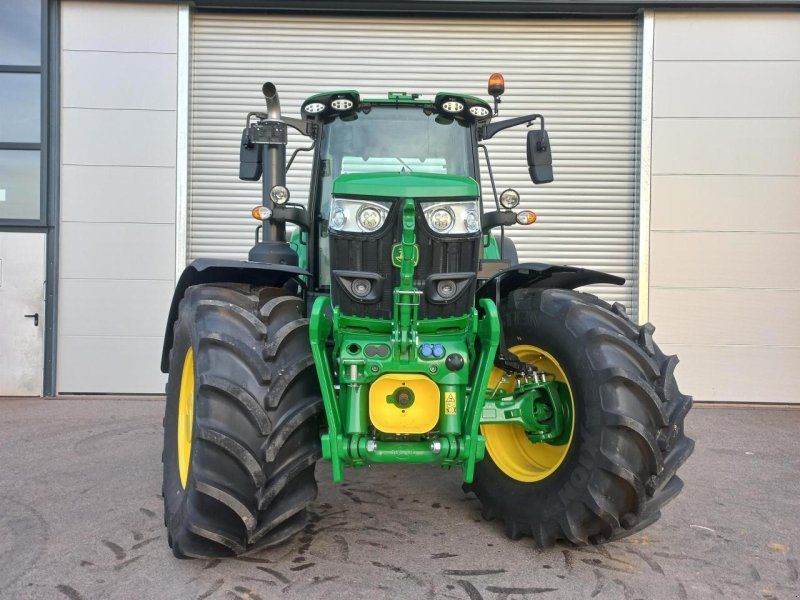 John Deere 6M 155