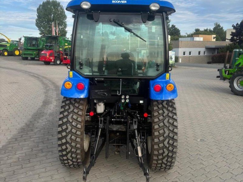 New Holland Boomer 50