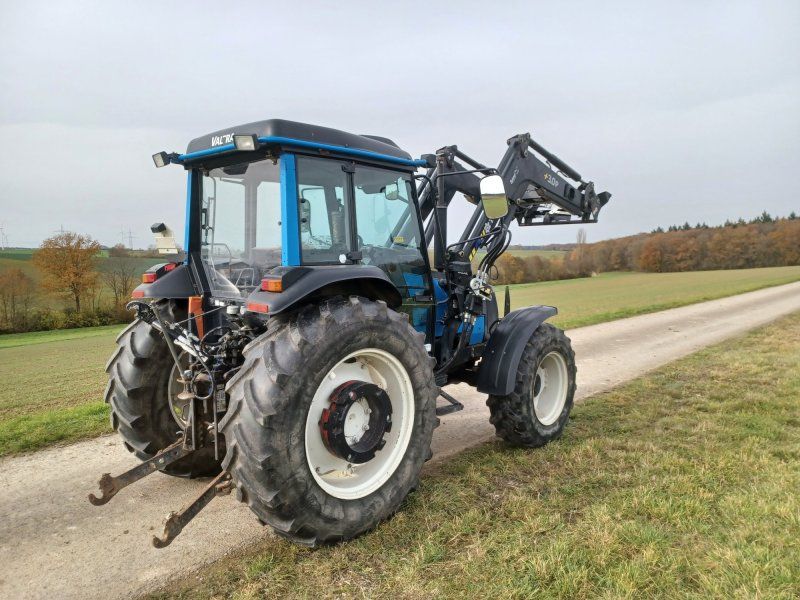 Valtra 700