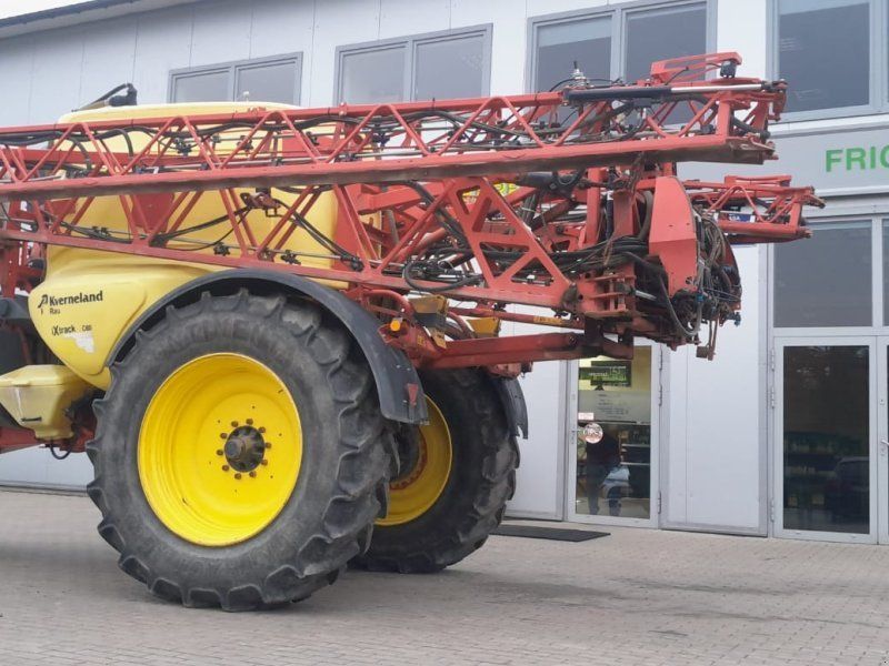 Kverneland iXtrack C60