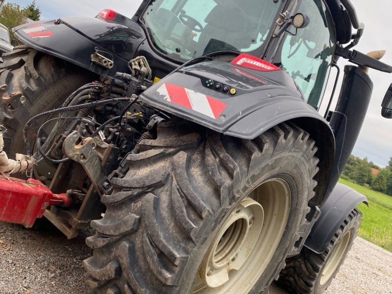 Valtra T215D
