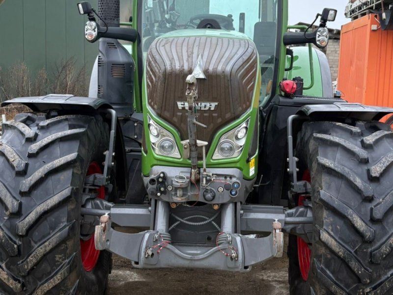 Fendt 724 Vario S4 Profi Plus