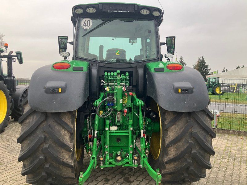 John Deere 6R185