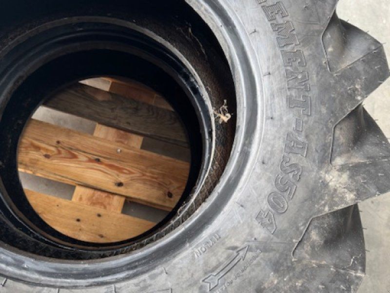 BKT 12,5/80-18 AS 504