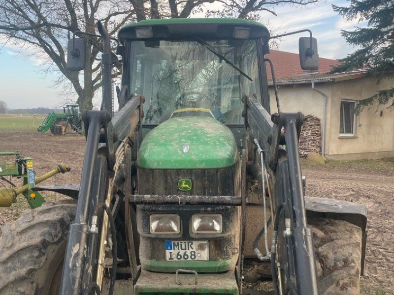 John Deere 6320