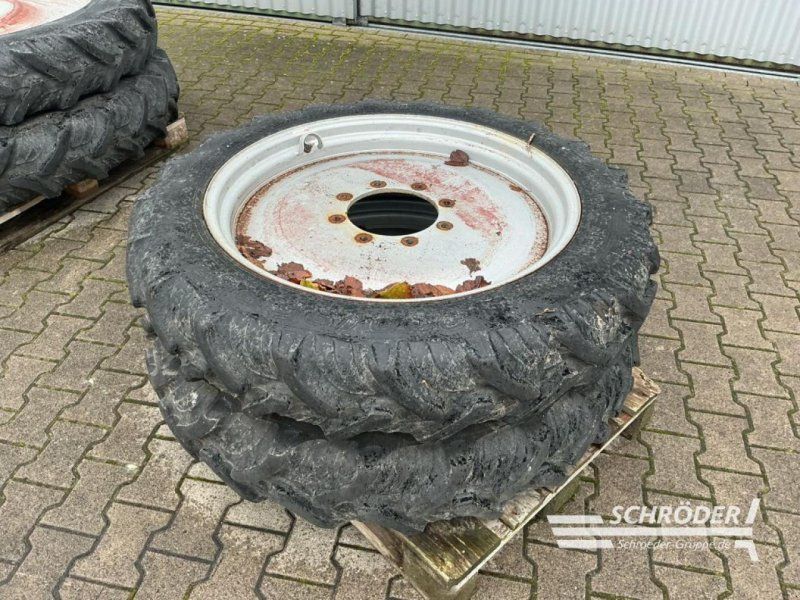Massey Ferguson PFLEGERÄDER 230/95 R32 + 270/95 R44