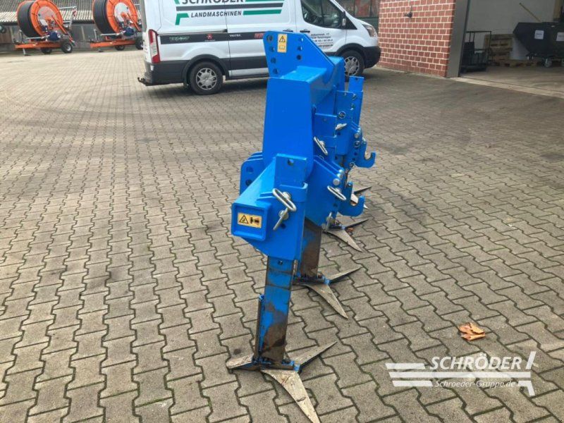 Lemken DOLOMIT 9/300