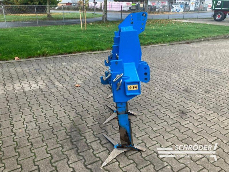Lemken DOLOMIT 9/300