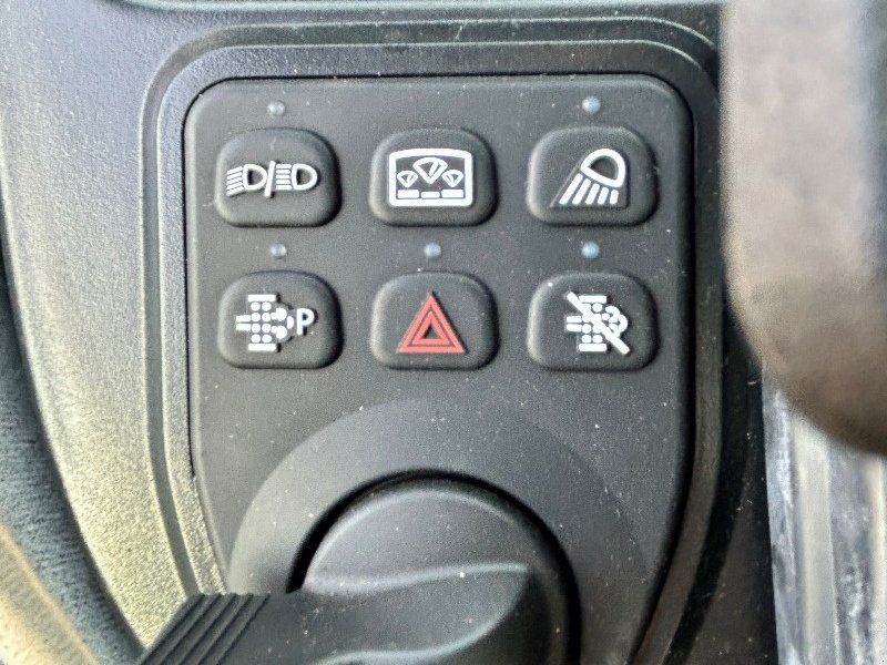 John Deere 2038R Kab