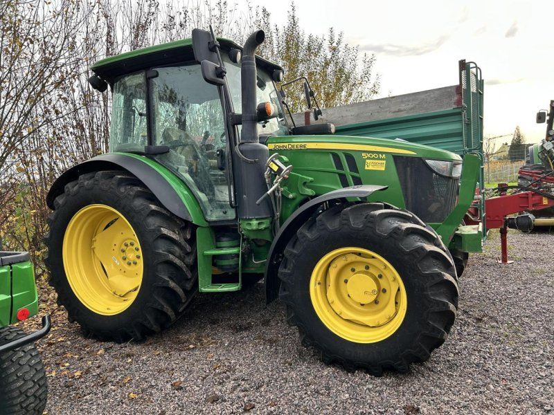 John Deere 5100M