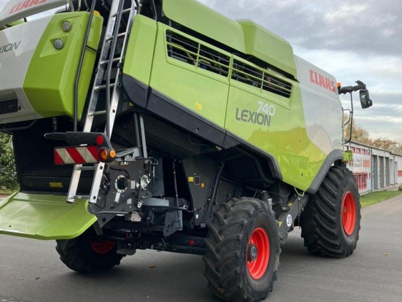 Claas Lexion 740 Tier 4