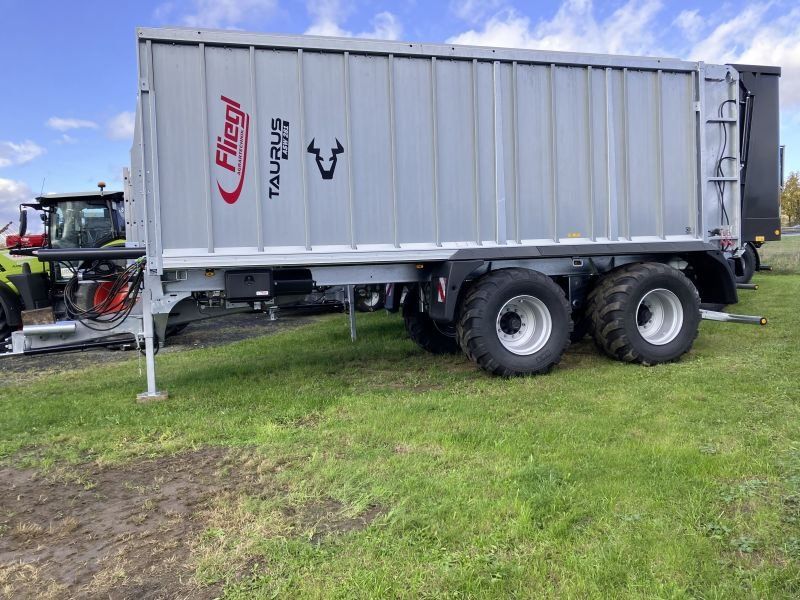 Fliegl GIGANT ASW 281 TAURUS FOX