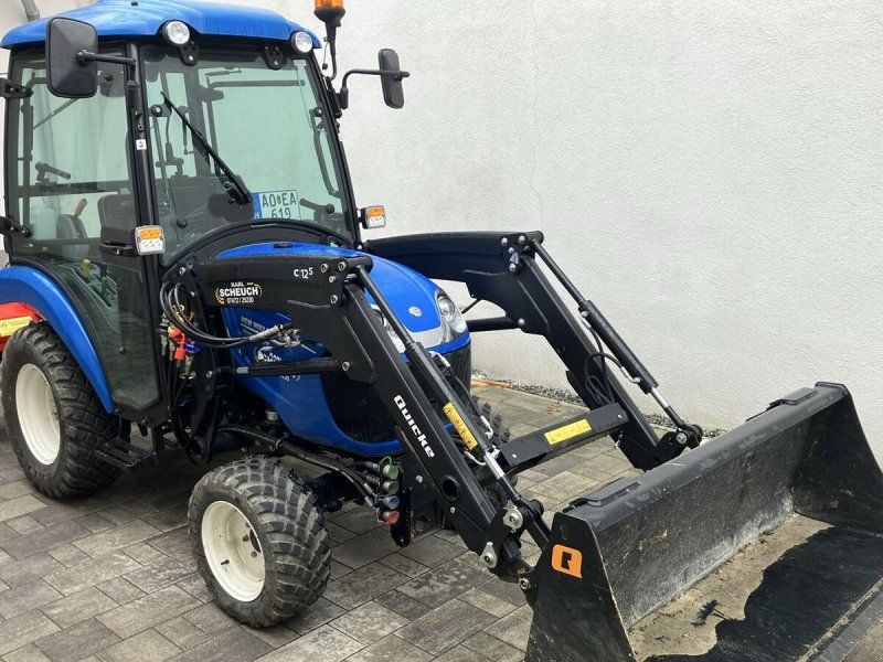 New Holland Boomer 25