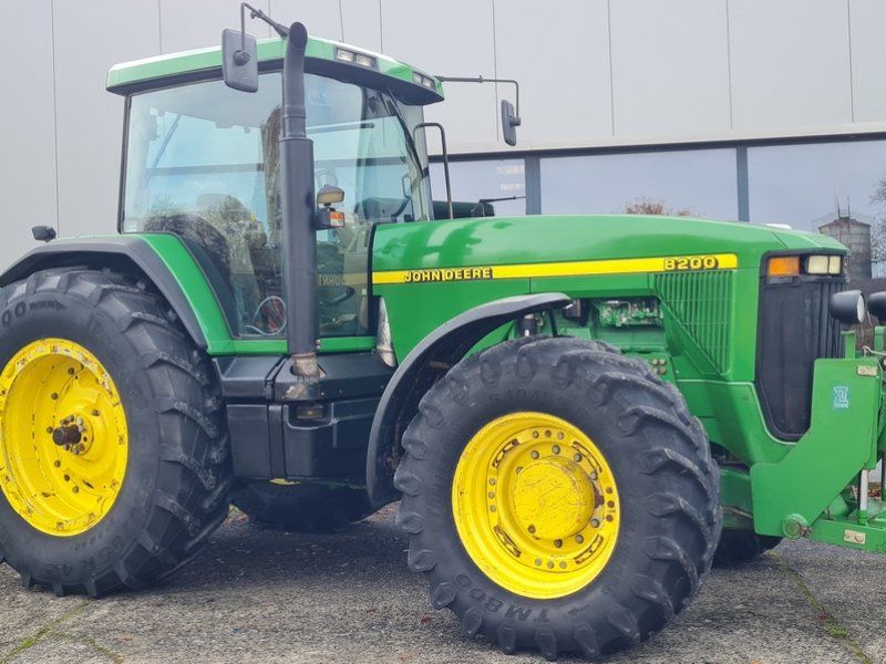 John Deere 8200 Power Shift