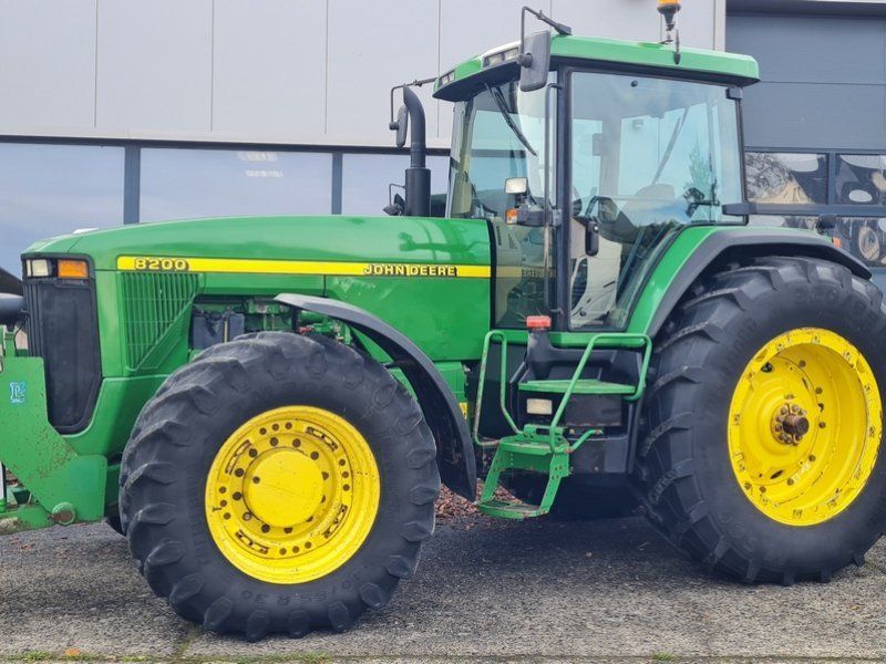 John Deere 8200 Power Shift