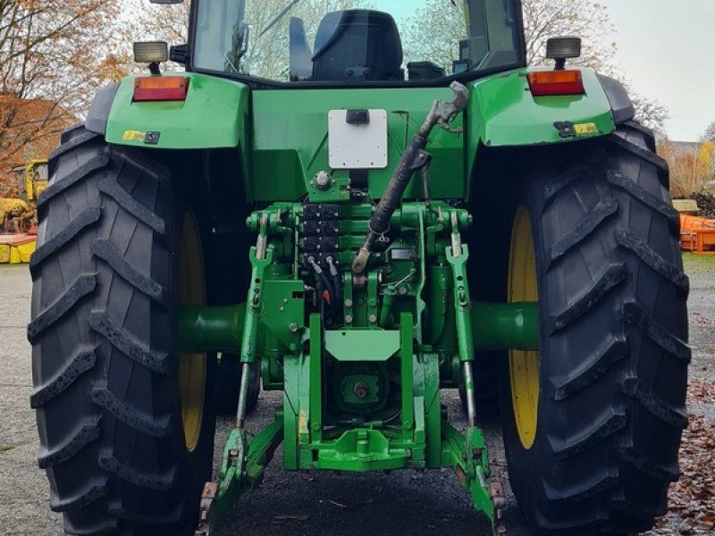 John Deere 8200 Power Shift