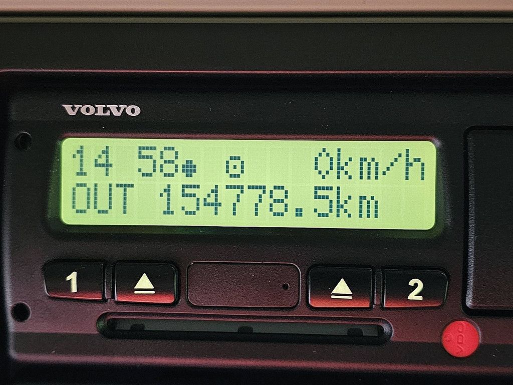 VOLVO FH 16.750 6x2*4 4 seats 154tkm