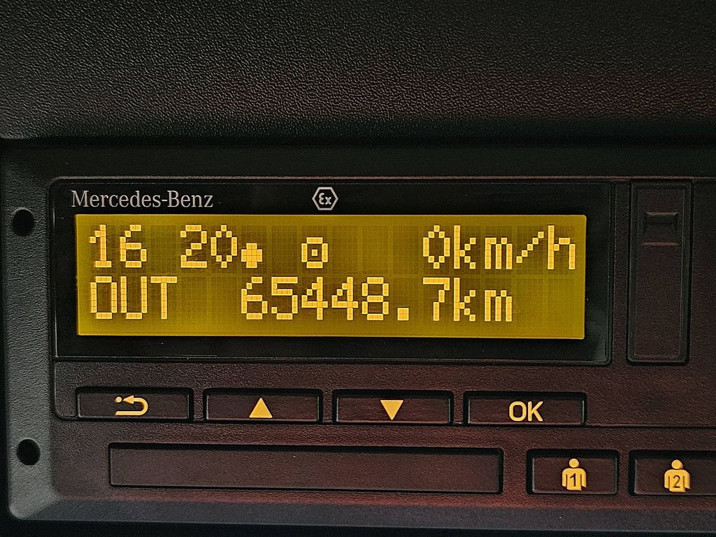 MERCEDES-BENZ ACTROS 1833 driving school 65tkm