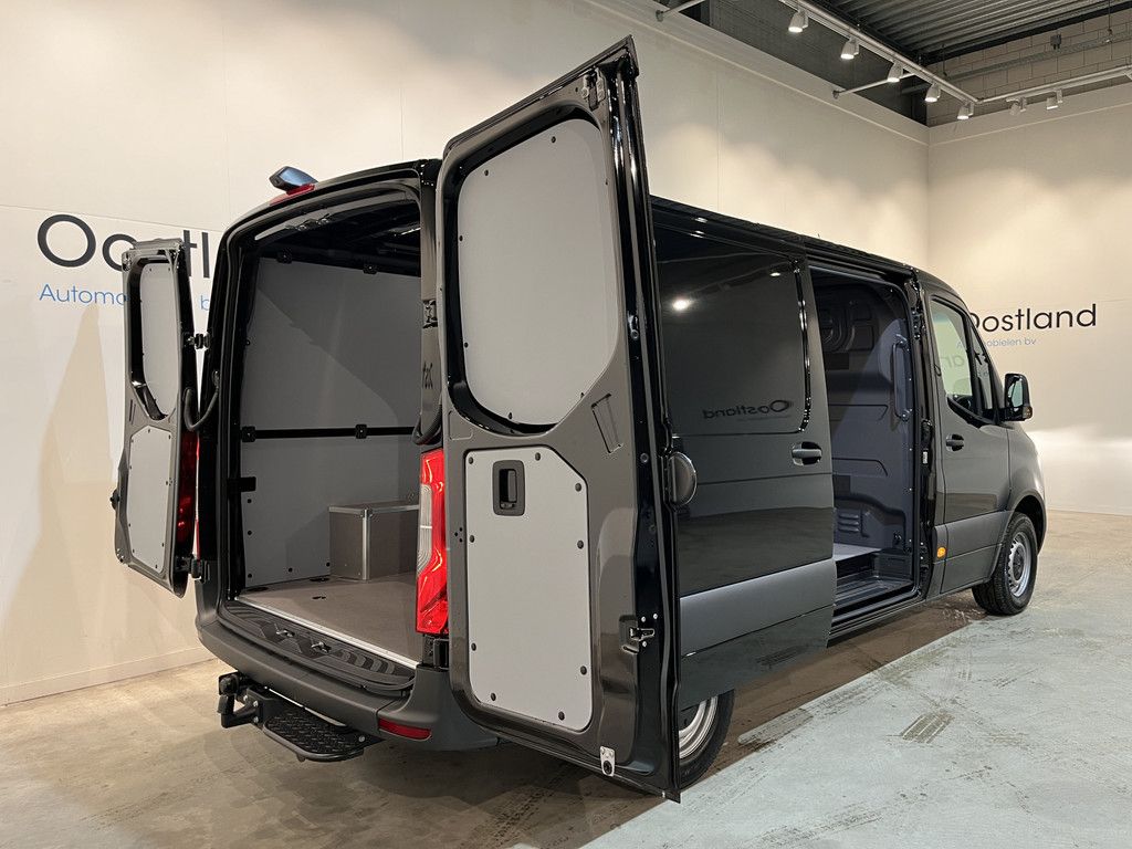 Mercedes-Benz Sprinter 317 CDI L2 Pro RWD / Euro 6 / Trekhaak 3500 KG / Airco / Cruise Control / Camera / CarPlay / 18 KM !!!